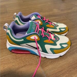 Nike Air Max 200 Mystic Green Women’s 9.5